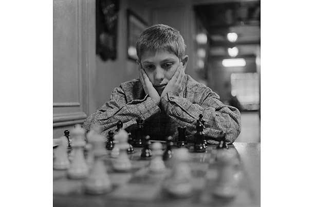 Bobby Fischer's height, weight. A champion birth out of struggle